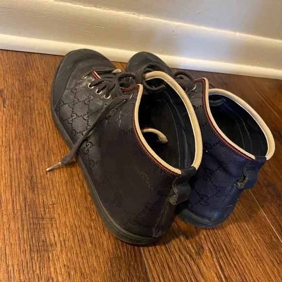 Gucci shoes size 10 1/2 display picture 1